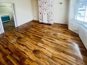 Lounge- click for photo gallery
